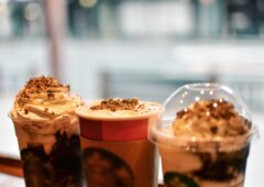 スタバに行きたい彼女とコンビニで済ませたい彼氏