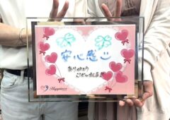みなさんのお陰でこんなに素敵な方と成婚することができました。今はとっても幸せです💕 笑顔一杯のお二人がご成婚手続きにご来店されました(#^^#)